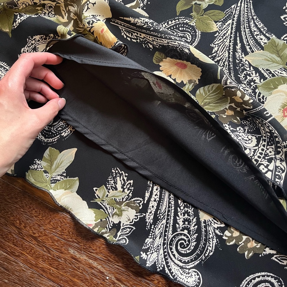 VINTAGE floral lace slip midi skirt - Picture 7 of 9